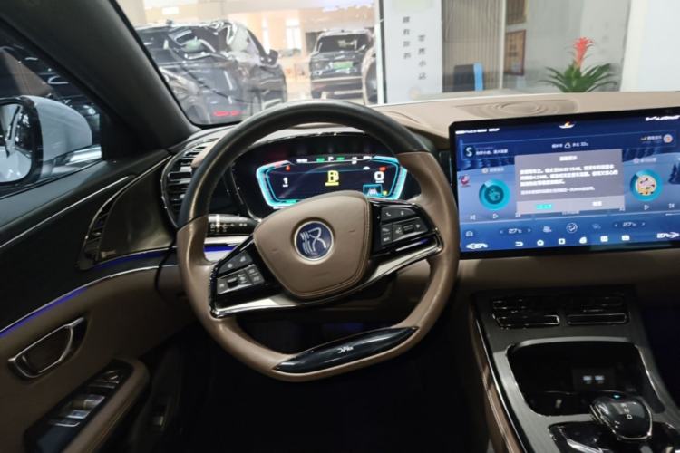 Used BYD Han 2020 DM Four-Wheel Drive Performance Edition Prestige Model Steering Wheel