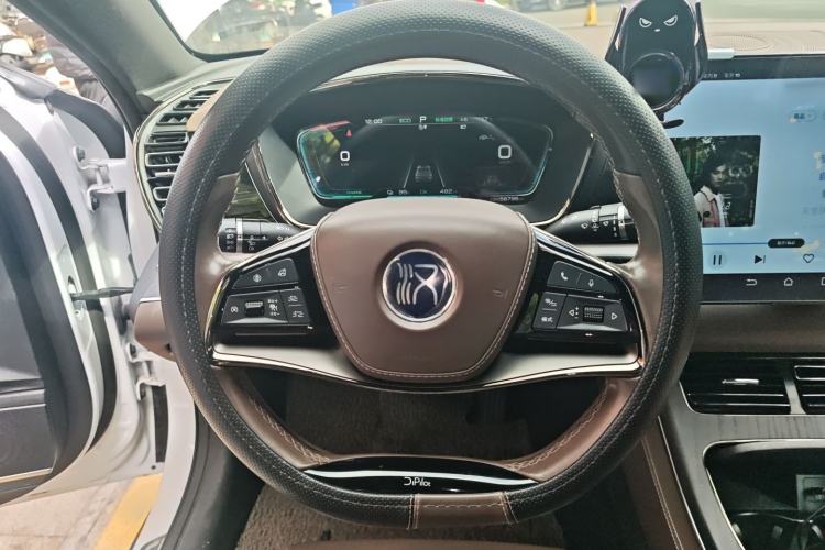 Used BYD Han 2020 EV Four-Wheel Drive High-Performance Flagship Model Steering Wheel