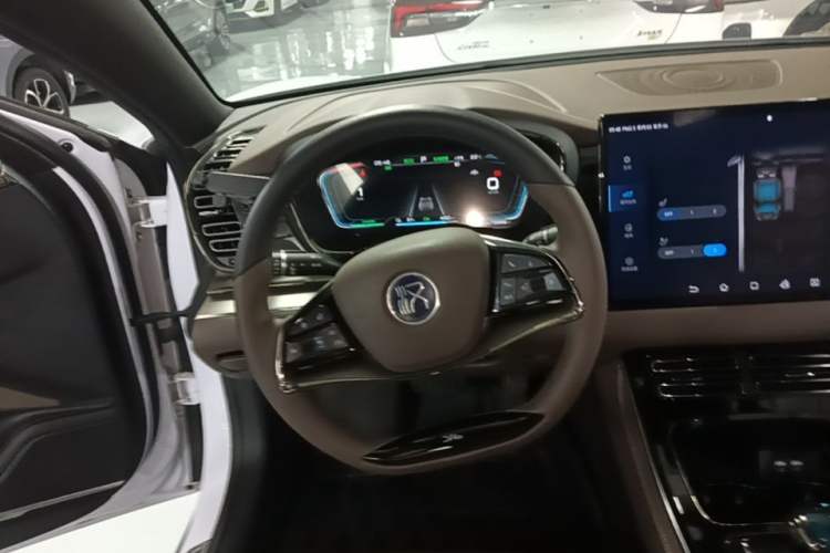 Used BYD Han 2020 EV Long-Range Luxury Model Steering Wheel