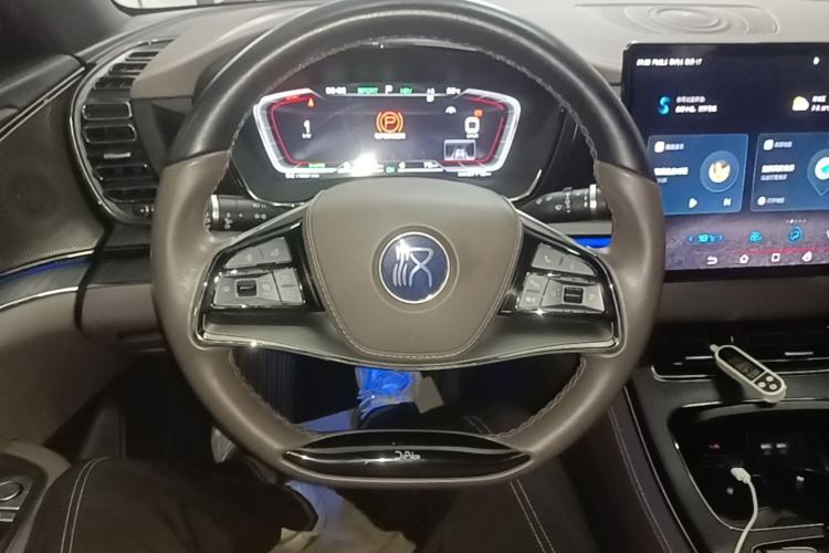 Used BYD Han 2020 DM Four-Wheel Drive Performance Edition Prestige Model Steering Wheel