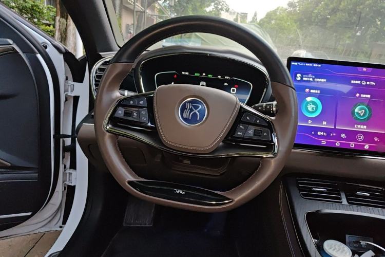 Used BYD Han 2020 DM Four-Wheel Drive Performance Edition Prestige Model Steering Wheel