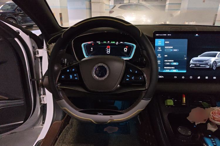 Used BYD Han 2020 EV Long-Range Deluxe Model Steering Wheel