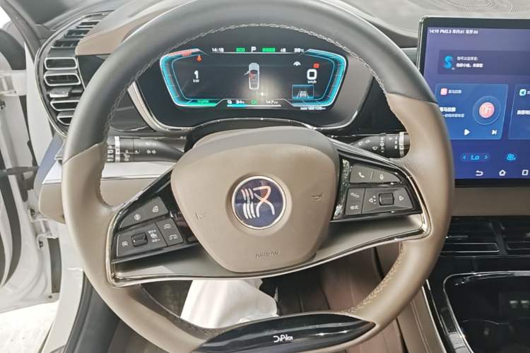 Used BYD Han 2020 EV Long-Range Luxury Model Steering Wheel