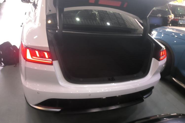 Used BYD Han 2020 EV Long-Range Luxury Model Trunk