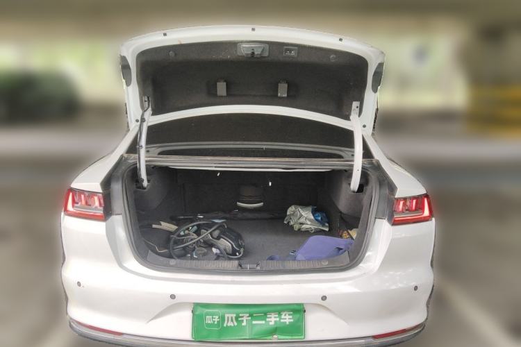 Used BYD Han 2020 DM Four-Wheel Drive Performance Edition Luxury Model Trunk