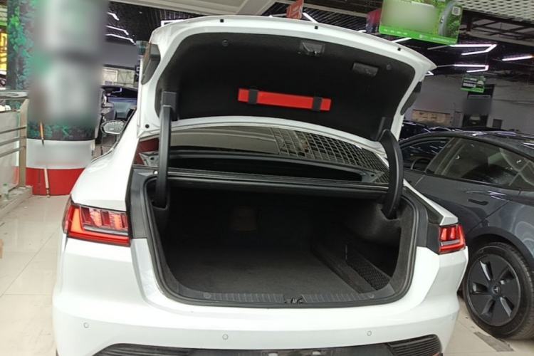 Used BYD Han 2020 EV Long-Range Luxury Model Trunk