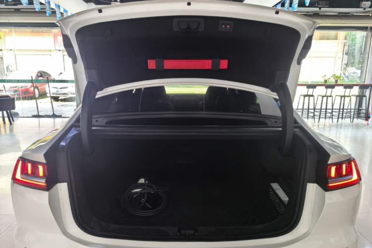 Used BYD Han 2020 DM Four-Wheel Drive Performance Edition Prestige Model Trunk