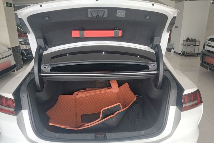 Used BYD Han 2020 EV Long-Range Luxury Model Trunk