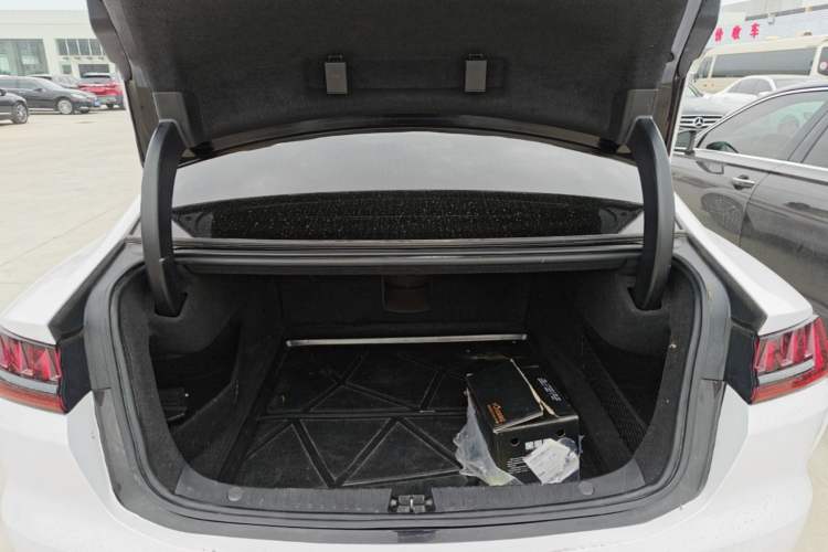 Used BYD Han 2020 EV Long-Range Deluxe Model Trunk