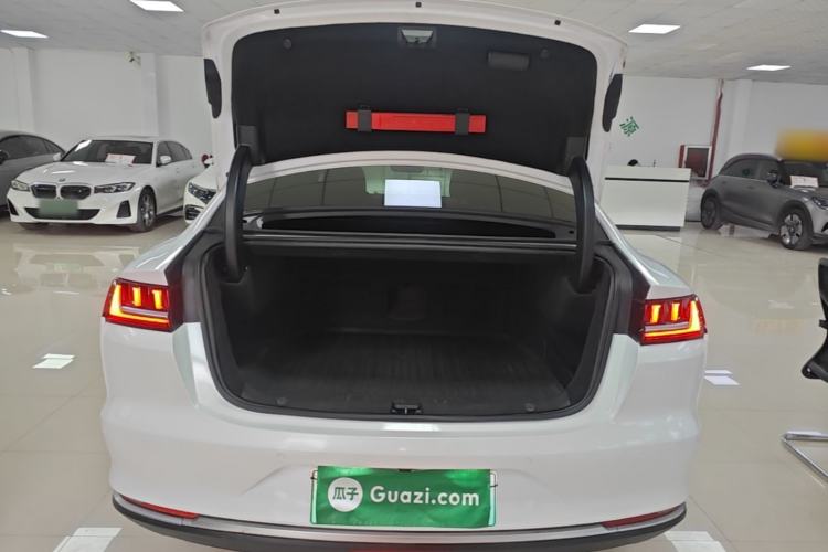Used BYD Han 2020 DM Four-Wheel Drive Performance Edition Luxury Model Trunk