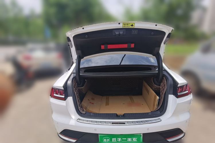 Used BYD Han 2020 EV Long-Range Luxury Model Trunk