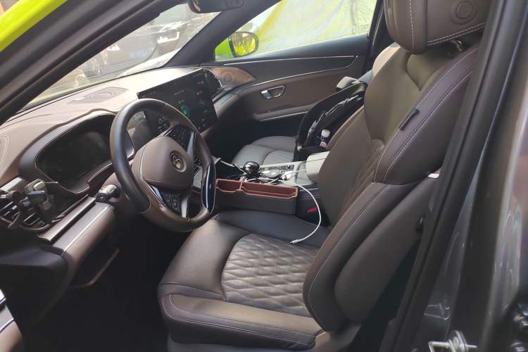 Used BYD Han 2020 DM Four-Wheel Drive Performance Edition Prestige Model Left Front Seat