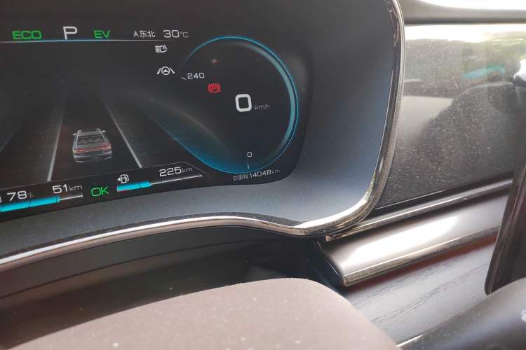 Used BYD Han 2020 DM Four-Wheel Drive Performance Edition Prestige Model Odometer Close Up