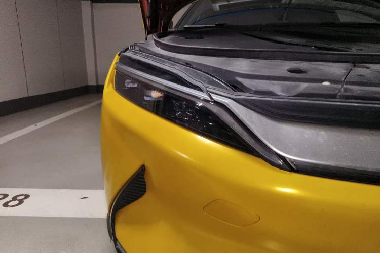 Used BYD Han 2020 EV Four-Wheel Drive High-Performance Flagship Model Right Front Headlight