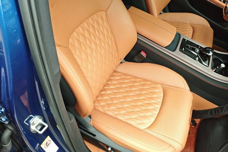 Used BYD Han 2020 EV Four-Wheel Drive High-Performance Flagship Model Right Front Seat