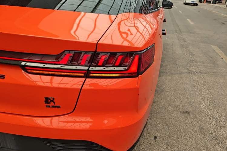Used BYD Han 2020 EV Four-Wheel Drive High-Performance Flagship Model Right Rear Taillight