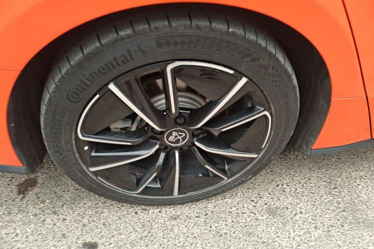 Used BYD Han 2020 EV Four-Wheel Drive High-Performance Flagship Model Right Rear Wheel Hub