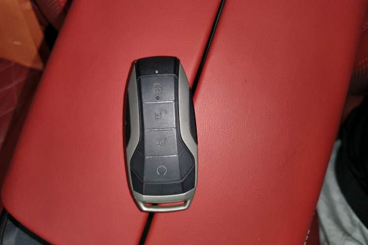 Used BYD Han 2020 EV Four-Wheel Drive High-Performance Flagship Model Vehicle Key