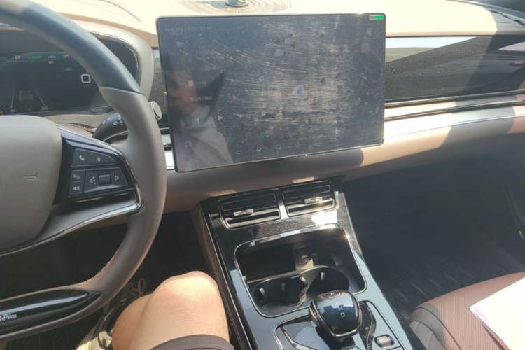 Used BYD Han 2021 EV Standard Range Luxury Model Audio And AC Panel