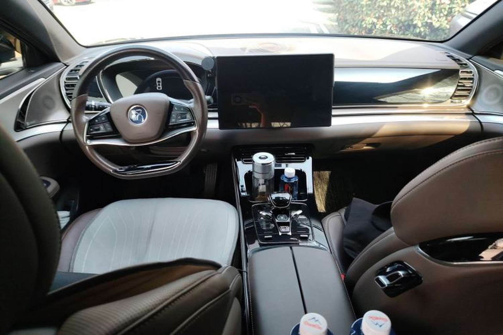 Used BYD Han 2021 EV Standard Range Luxury Model Center Console