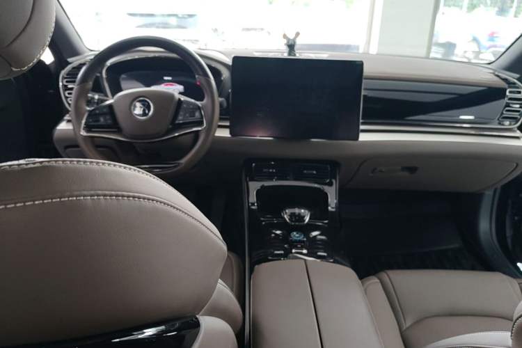 Used BYD Han 2021 EV Standard Range Luxury Model Center Console