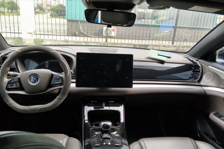 Used BYD Han 2021 EV Standard Range Luxury Model Center Console