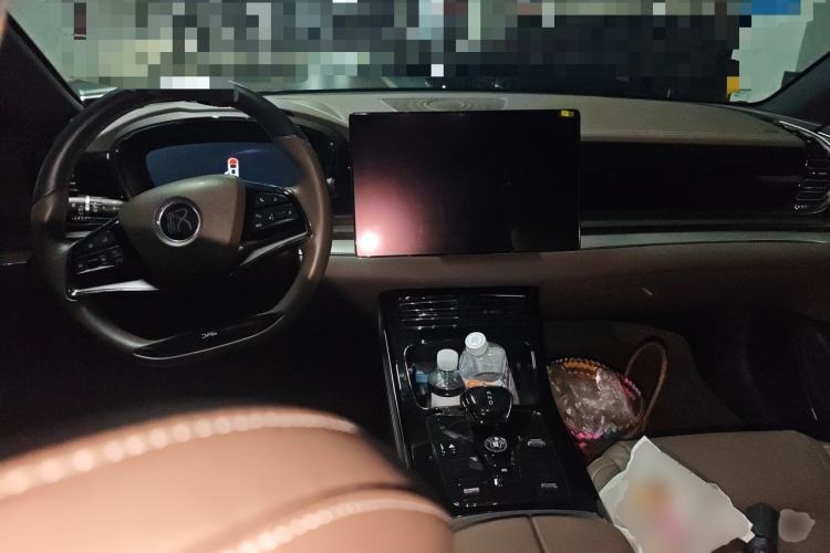 Used BYD Han 2021 EV Standard Range Luxury Model Center Console