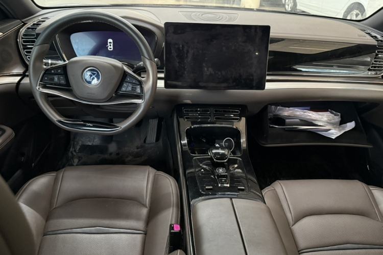 Used BYD Han 2021 EV Standard Range Luxury Model Exterior 3