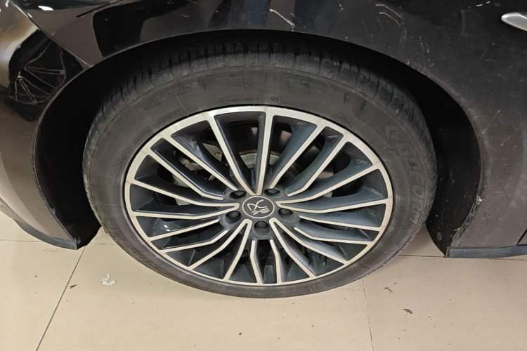 Used BYD Han 2021 EV Standard Range Luxury Model Exterior 4