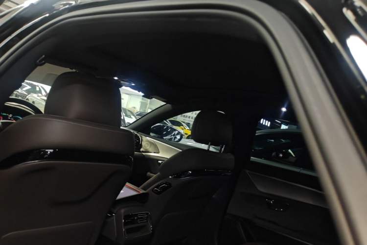 Used BYD Han 2021 EV Standard Range Luxury Model Headliner