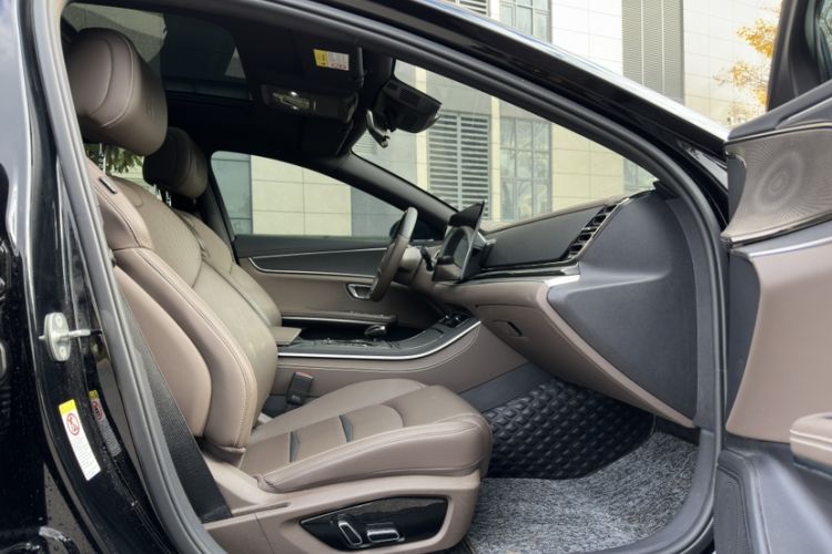 Used BYD Han 2021 EV Standard Range Luxury Model Interior 4