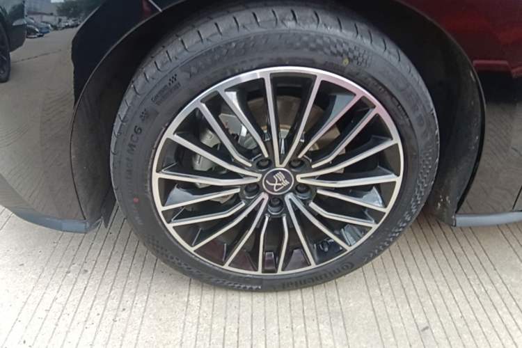 Used BYD Han 2021 EV Standard Range Luxury Model Left Front Wheel Hub