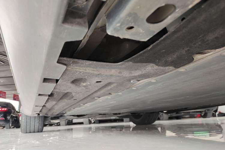 Used BYD Han 2021 EV Standard Range Luxury Model Left Side Sill
