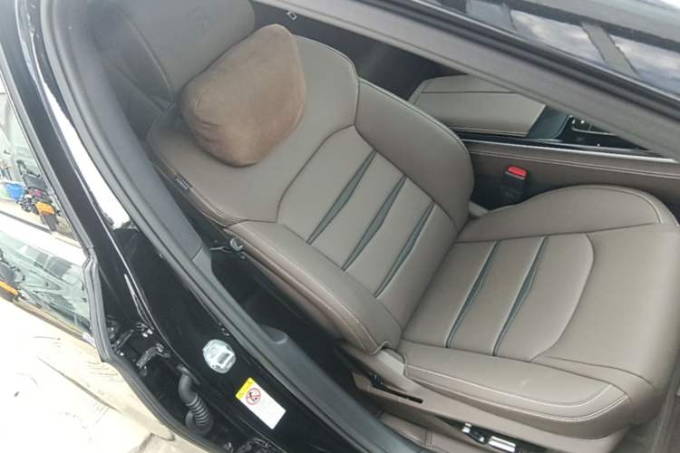 Used BYD Han 2021 EV Standard Range Luxury Model Right Front Seat