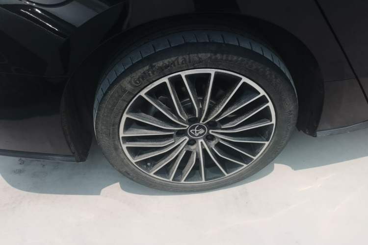Used BYD Han 2021 EV Standard Range Luxury Model Right Rear Wheel Hub