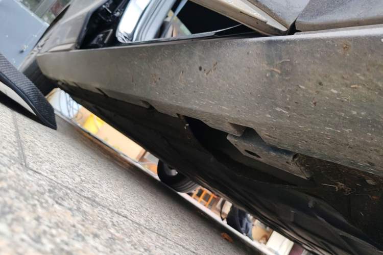 Used BYD Han 2021 EV Standard Range Luxury Model Right Side Sill
