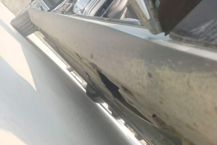 Used BYD Han 2021 EV Standard Range Luxury Model Right Side Sill