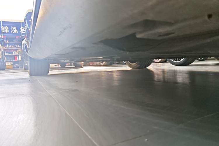 Used BYD Han 2021 EV Standard Range Luxury Model Right Side Sill