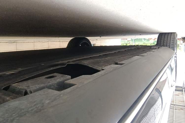 Used BYD Han 2021 EV Standard Range Luxury Model Right Side Sill