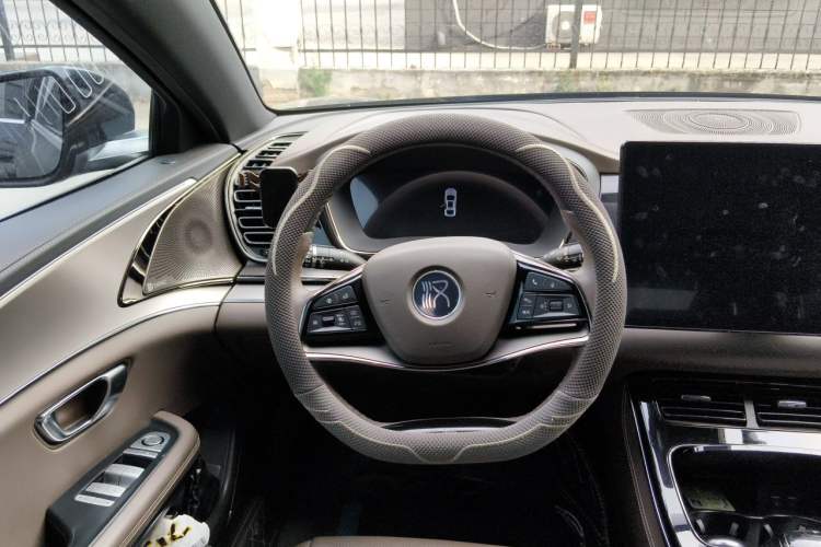 Used BYD Han 2021 EV Standard Range Luxury Model Steering Wheel