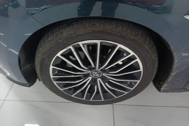 Used BYD Han 2021 EV Standard Range Luxury Model Left Front Wheel Hub
