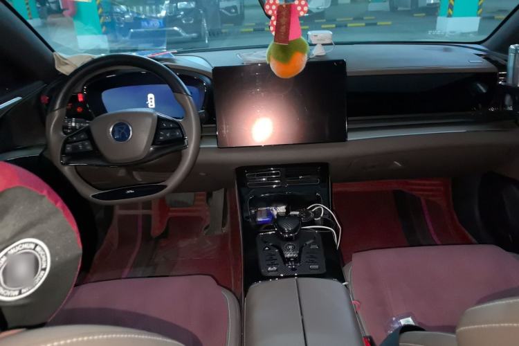 Used BYD Han 2021 EV Standard Range Luxury Model Center Console