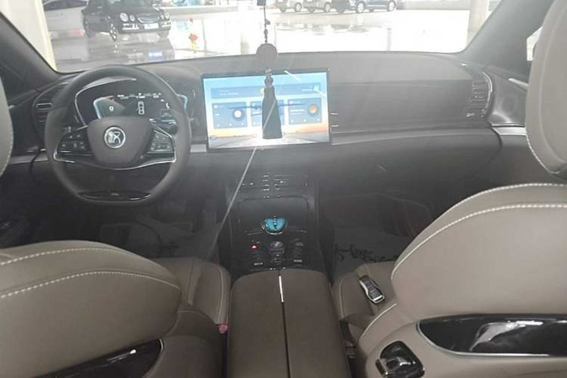 Used BYD Han 2021 EV Standard Range Luxury Model Center Console