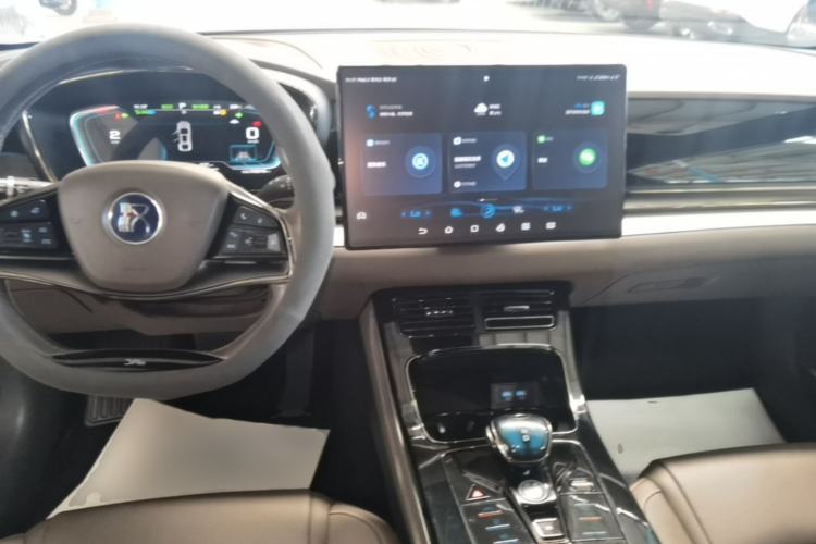 Used BYD Han 2021 EV Standard Range Luxury Model Center Console