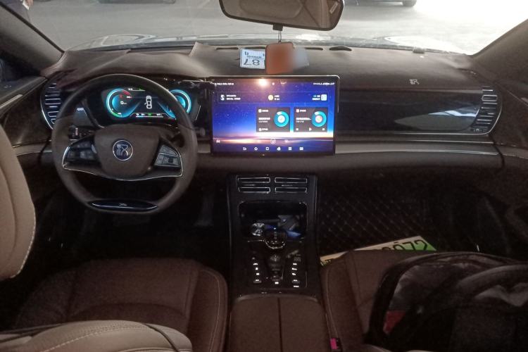 Used BYD Han 2021 EV Standard Range Luxury Model Center Console