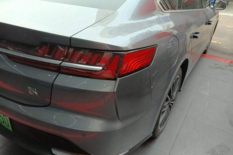Used BYD Han 2021 EV Standard Range Luxury Model Exterior 2