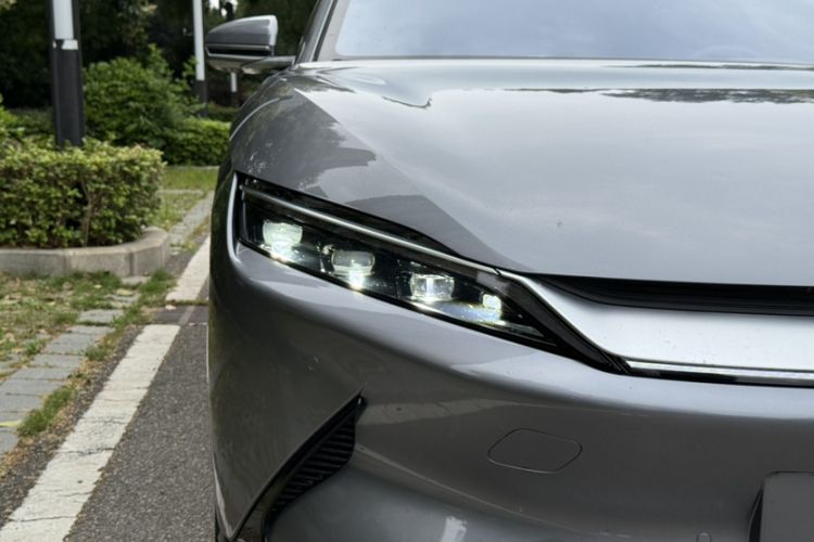 Used BYD Han 2021 EV Standard Range Luxury Model Exterior 4