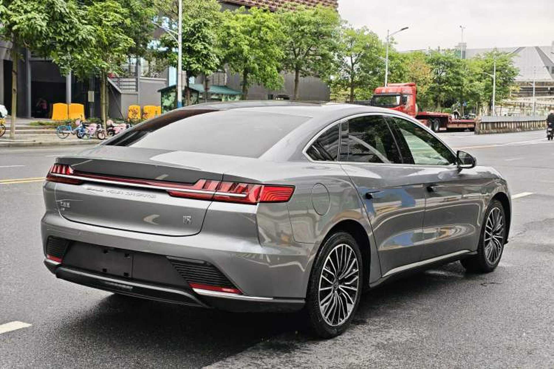 Used BYD Han 2021 EV Standard Range Luxury Model Exterior 6