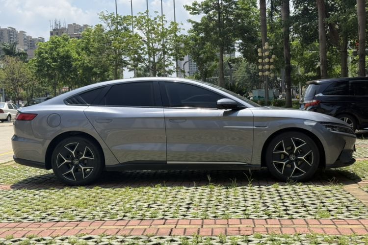 Used BYD Han 2021 EV Standard Range Luxury Model Exterior 6