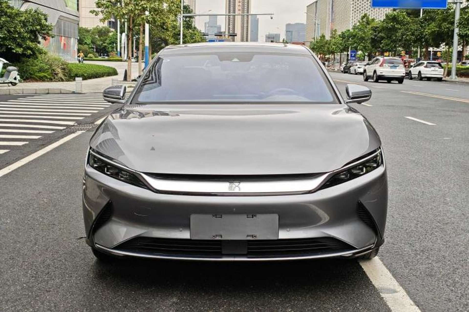 Used BYD Han 2021 EV Standard Range Luxury Model Exterior 8
